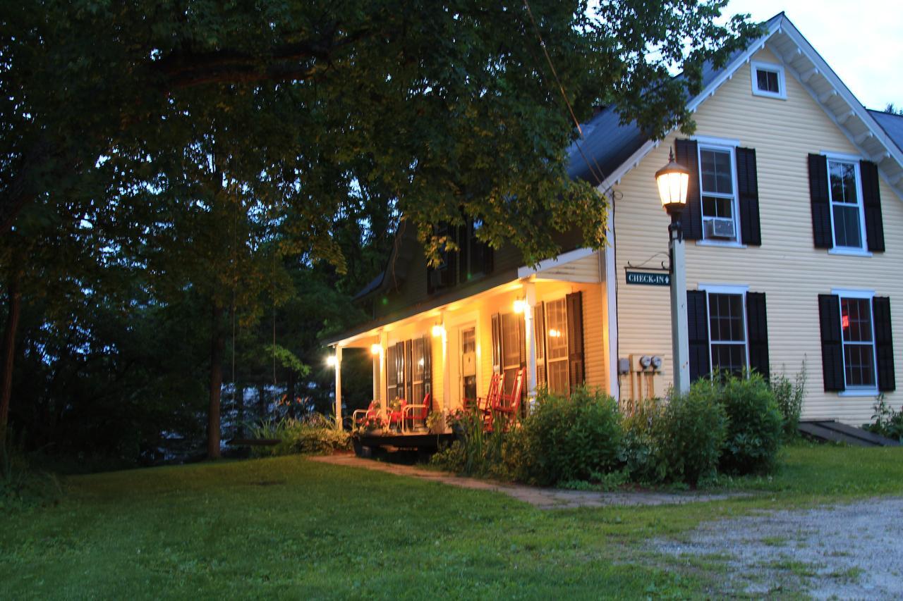 Wilder Farm Inn Barre Extérieur photo